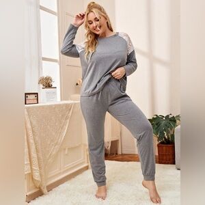 3xl Lace sleeve tee& drawstring sweater pants